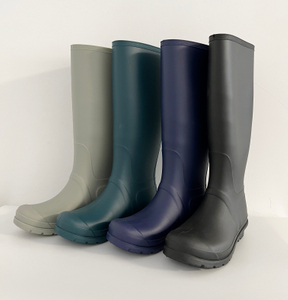 New arrival PVC women rain boots knee high fashion rain shoes